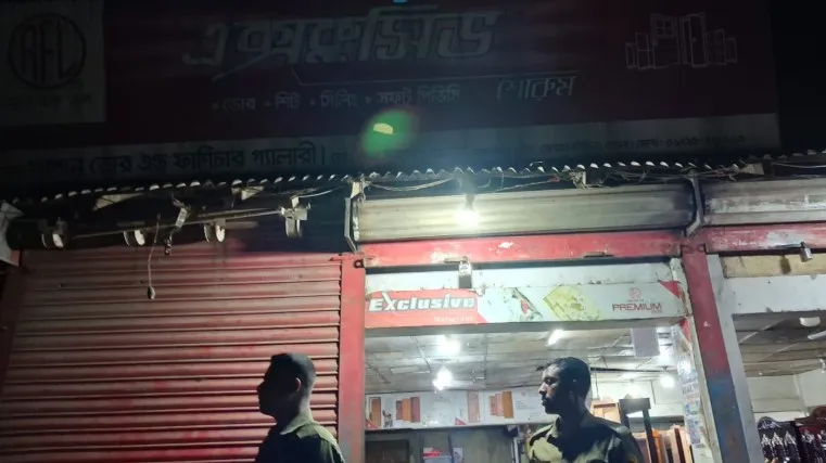 ভোলায় সরকারি নির্দেশ অমান্য করায় ৪ প্রতিষ্ঠানকে জরিমানা